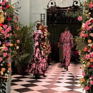 Polar PET 170 polyester floor and wall graphic film