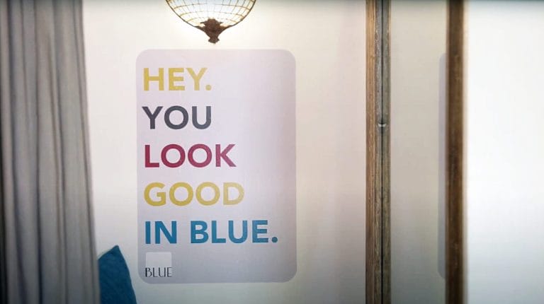 Creative shopping. The innovative use of wall decal in retail environments